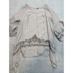 Oh Gussie! Kimberly Schlapman Beige Embroidered Bell Sleeve Sharkbite Blouse M
